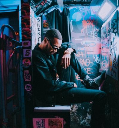 Buy Hip Hop & Street Wear Store➡